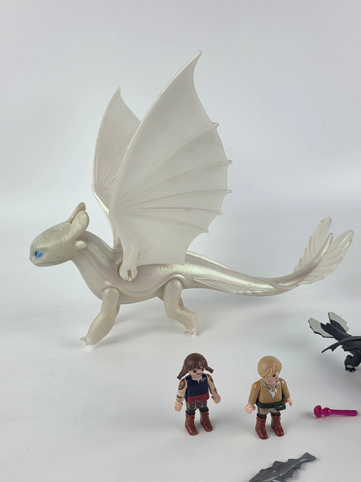 Playmobil How to Train Your Dragon light Fury Dragon toy