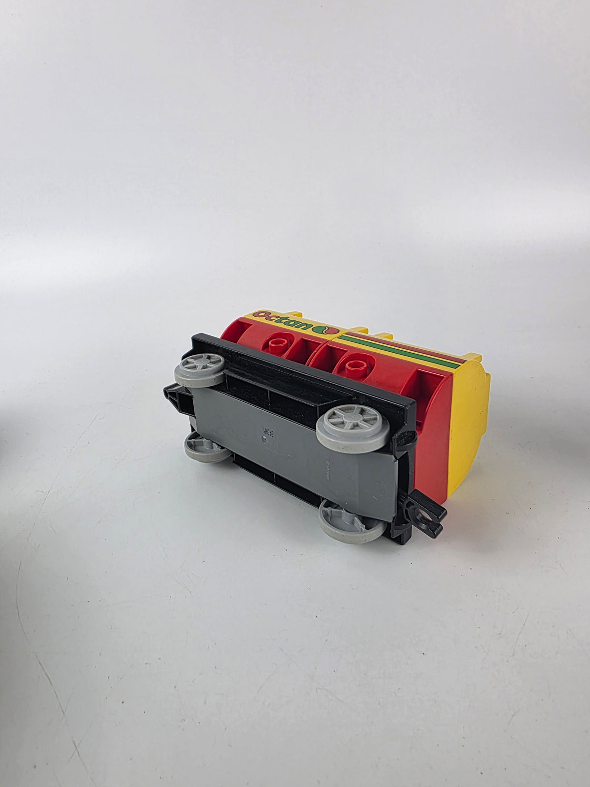 LEGO Duplo train Octan fuel tank wagon