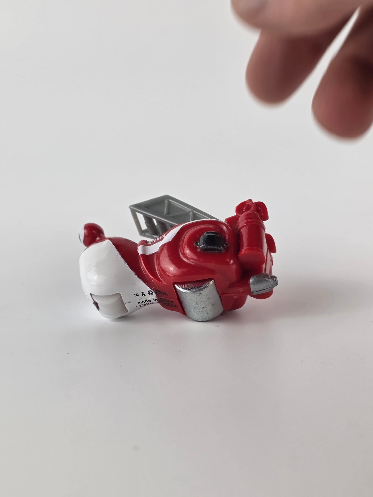 DreamWorks Turbo Snail Fire Engine Roller Figure