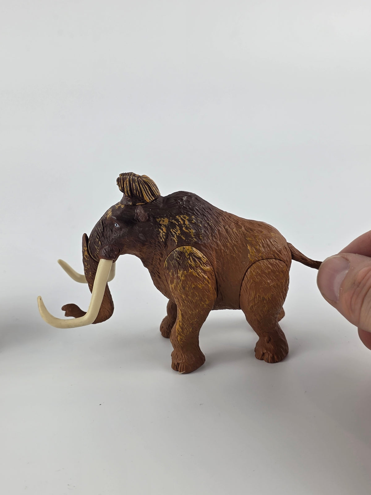 Ice Age Manny and Ellie action figures