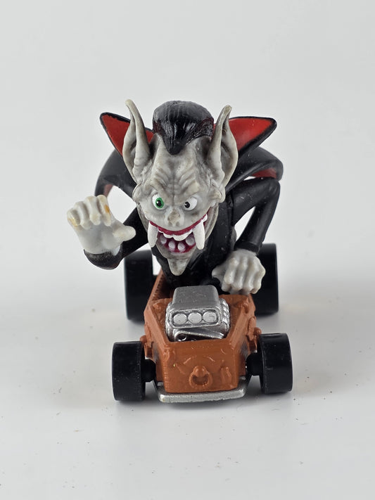 Monster 500 Trading Card & Car Figure Drac Attack