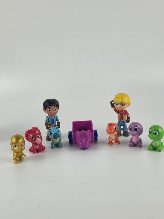Dino ranch Dino-Mite figure toy bundle