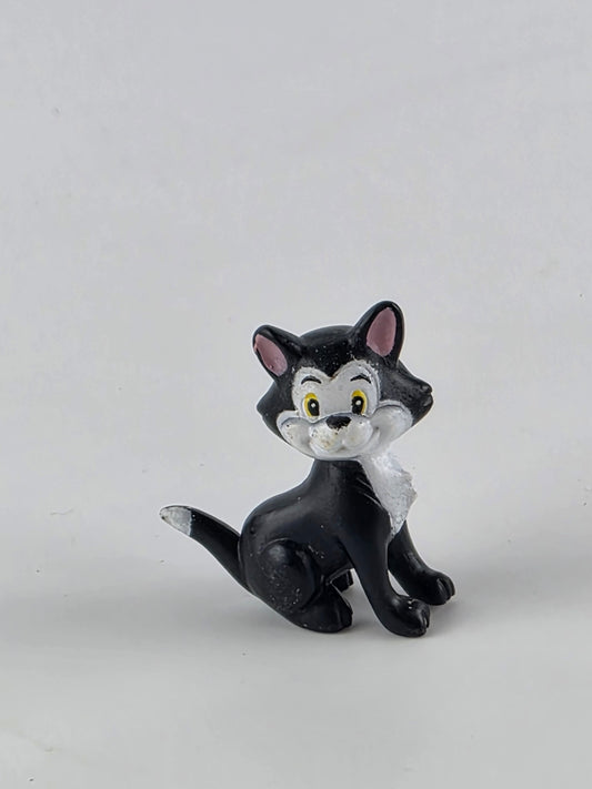 Disney Figaro figurine is a collectible PVC toy Pinocchio.