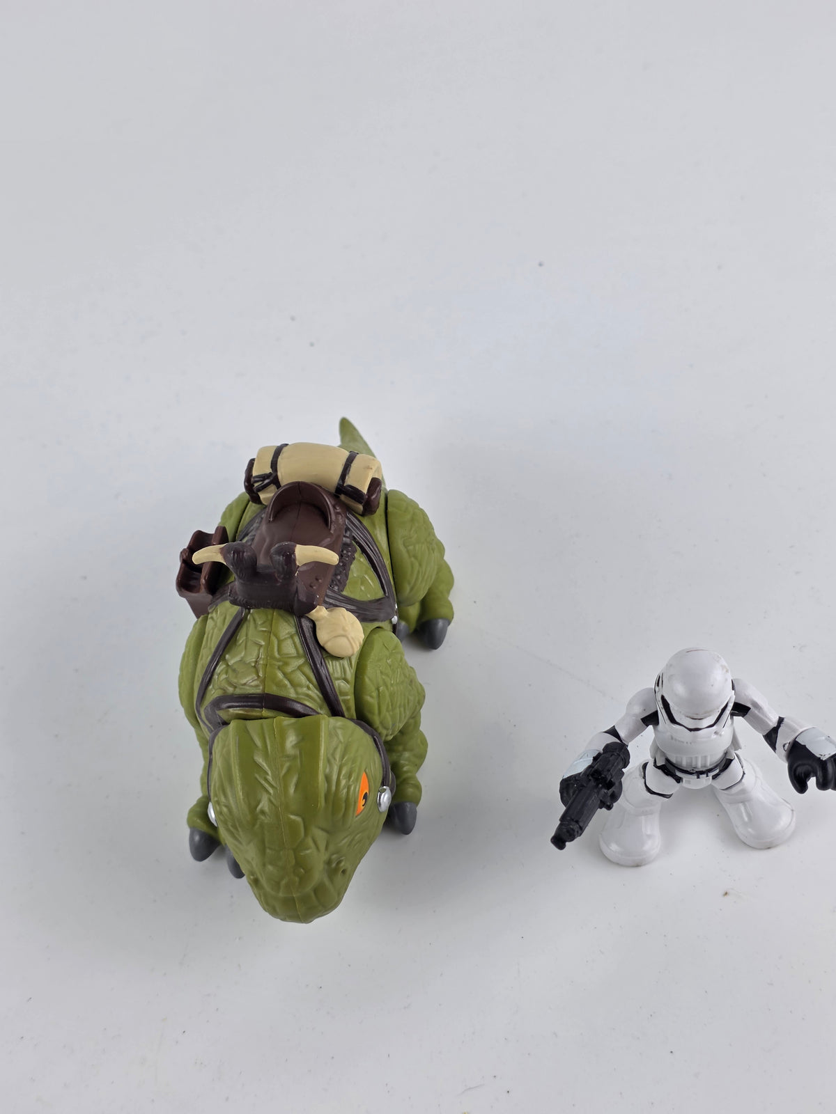 Playskool Star Wars Galactic Heroes Dewback figure set