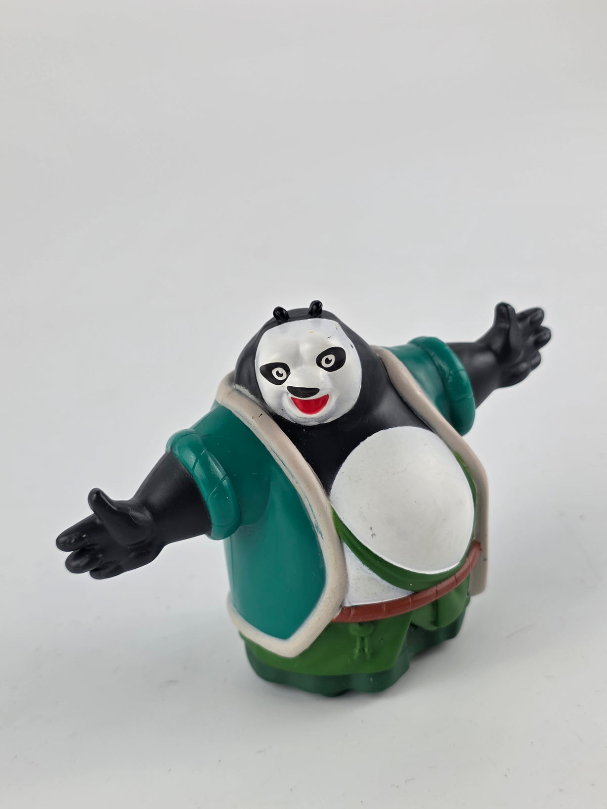 Dreamworks Kung-Fu Li Shan, Po's biological father figure