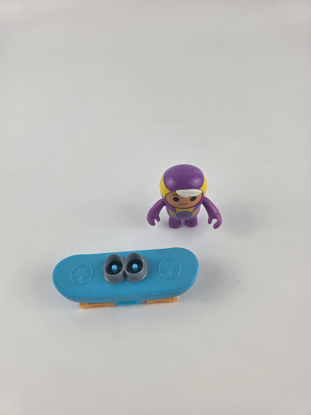 Go Jetters Xuli action figure and fireboard set