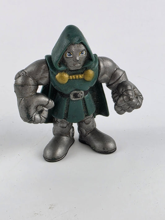 hasbro marvel superhero squad dr doom doctor avengers doomsday figure