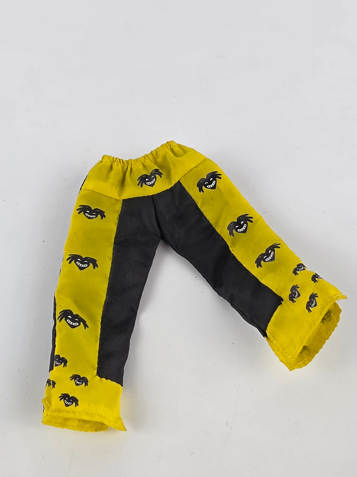 RARE! WWE Wrestling Kofi Kingston Yellow & Black Pants for Figurine - New NO Tag