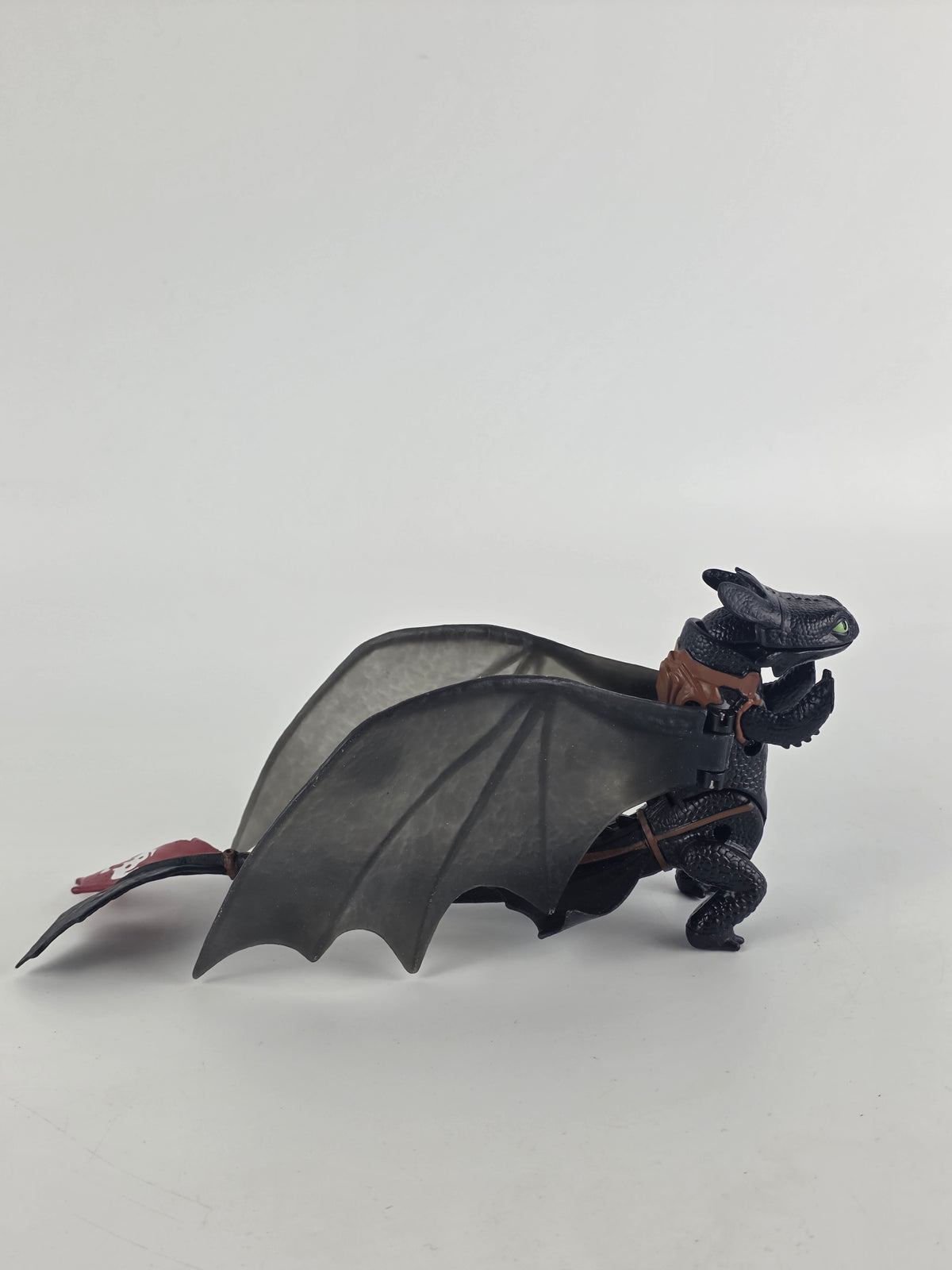 DreamWorks Dragons Defenders of Berk  Dragon Figure Toothless Night Fury