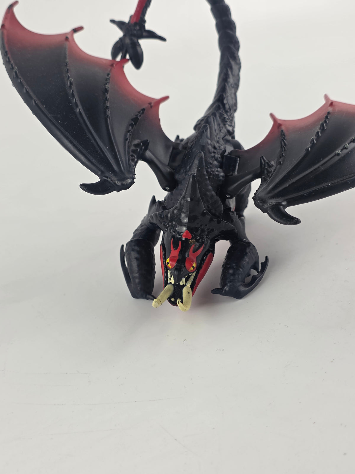 How to Train Your Dragon: Deathgripper Toy