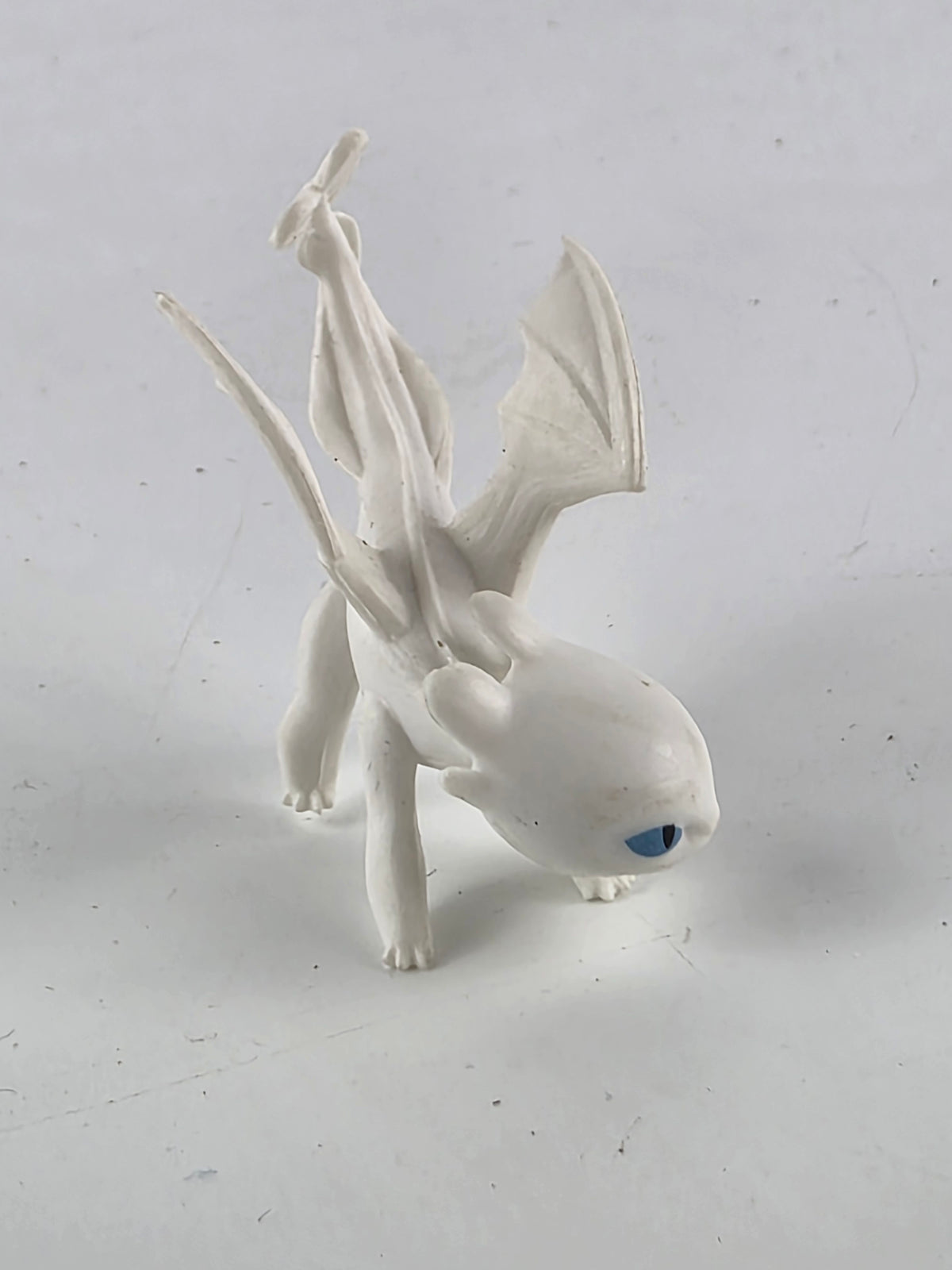 How to Train Your Dragon Light Fury Legends Evolved Mystery Dragons 1" Toy