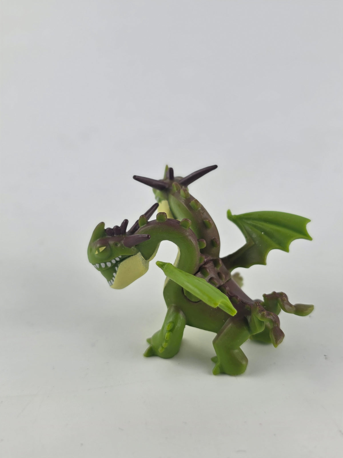 How to Train Your Dragon Barf and Belch Legends Evolved Mystery Dragons 1" Toy
