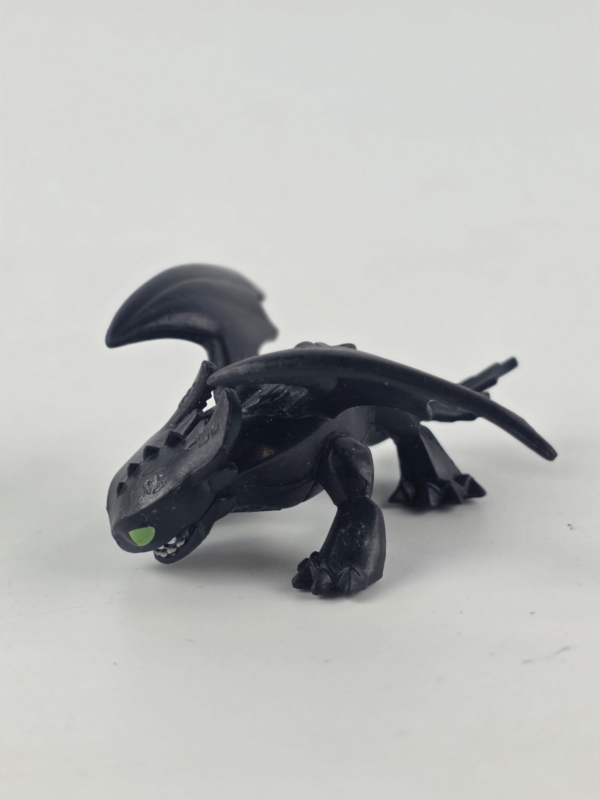 How to Train Your Dragon Toothless Legends Evolved Mystery Dragons 1" Toy