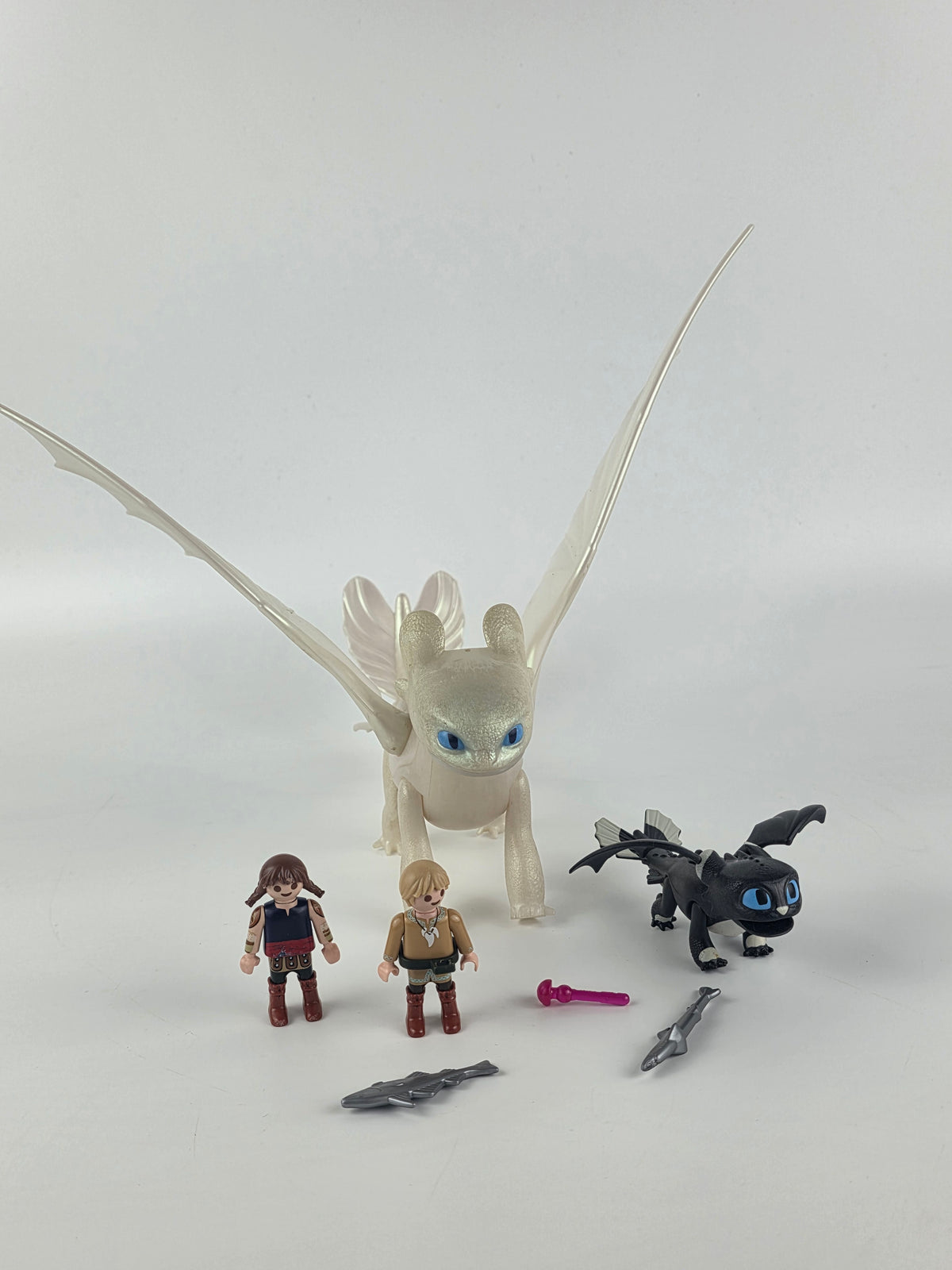 Playmobil How to Train Your Dragon light Fury Dragon toy