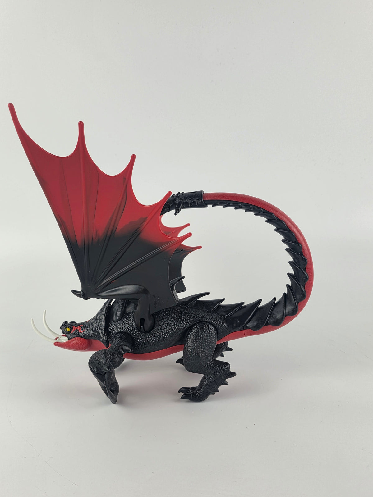 Playmobil How to Train Your Dragon Deathgripper Dragon toy