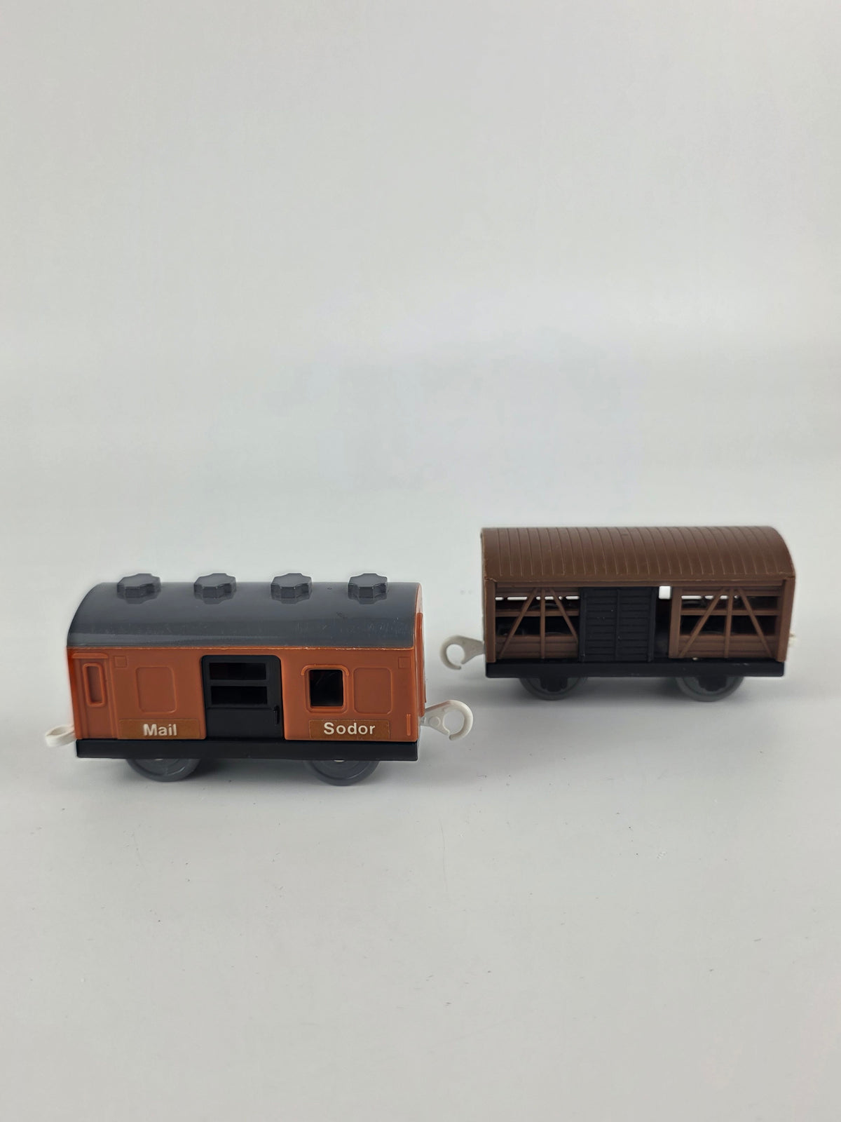 Thomas and friends trackmaster coaches