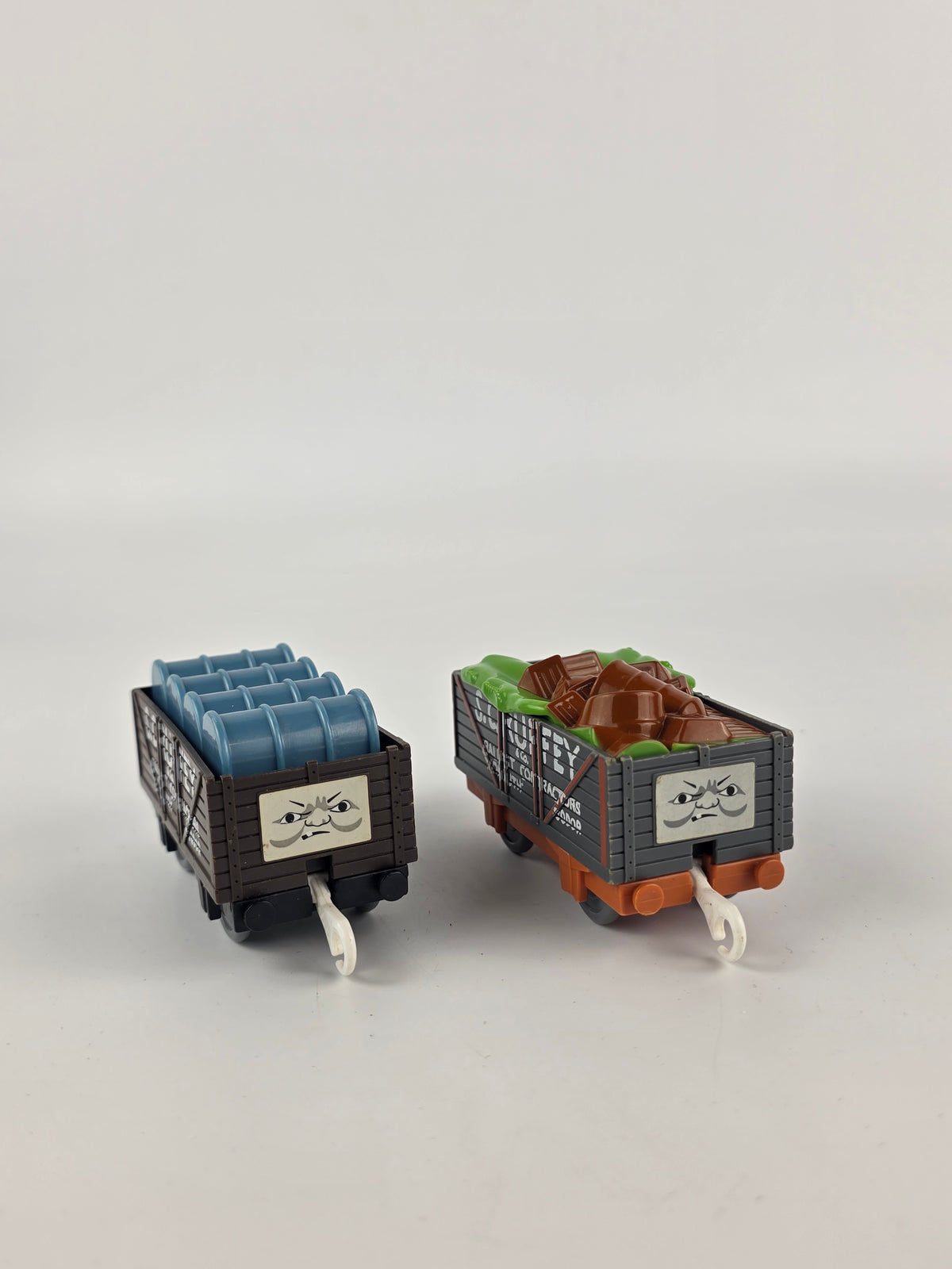 Thomas and Friends Trackmaster Troublesome Trucks with Cargo