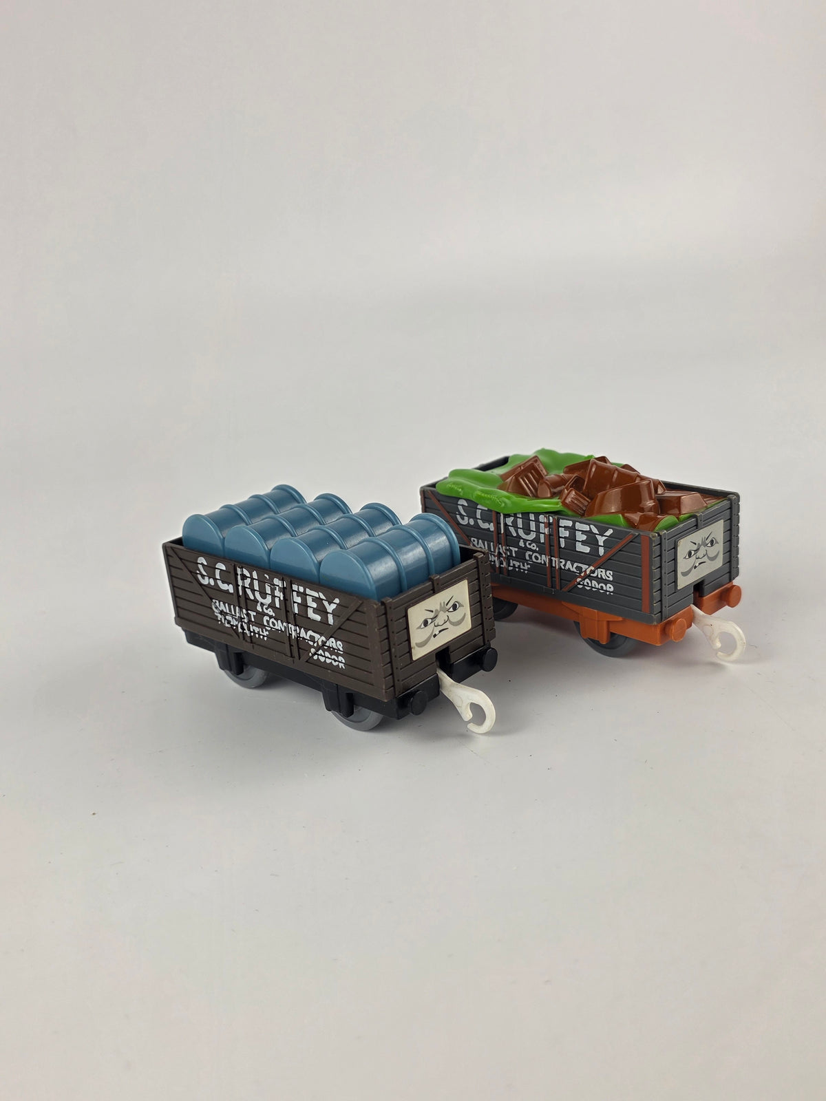 Thomas and Friends Trackmaster Troublesome Trucks with Cargo