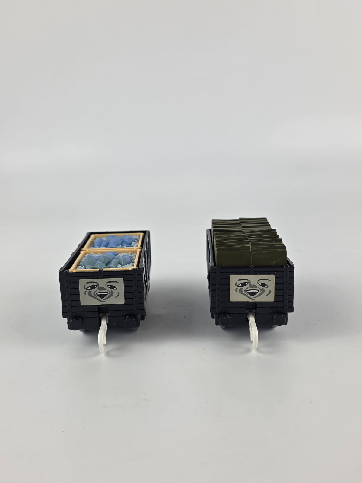 Thomas and Friends Trackmaster Troublesome Trucks with Cargo