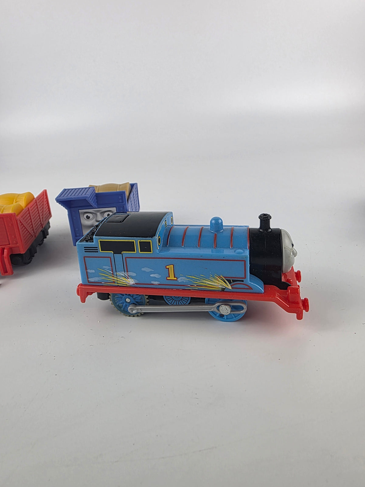 Trackmaster Thomas & Friends Speed & Spark Thomas motorized toy train