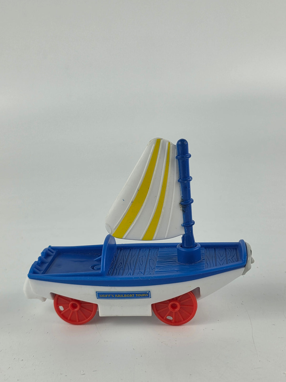 Thomas and friends Skiff the Railboat toy