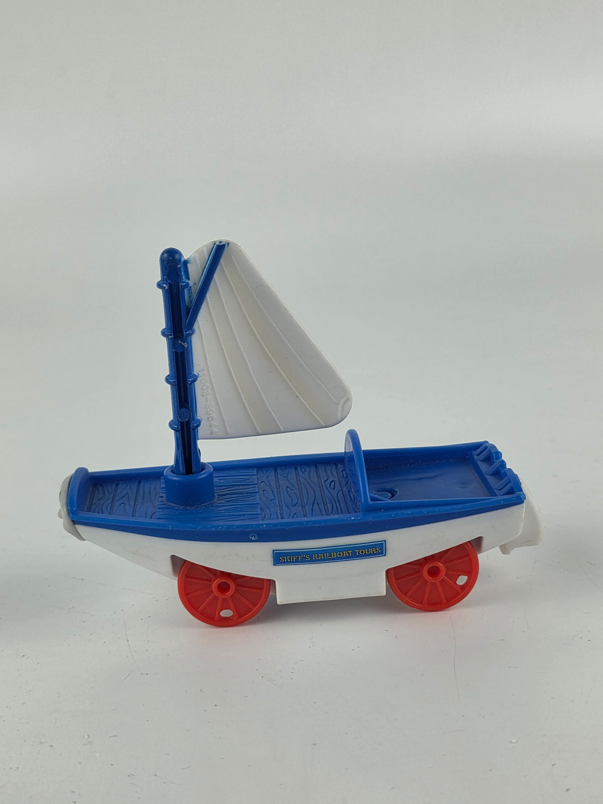 Thomas and friends Skiff the Railboat toy