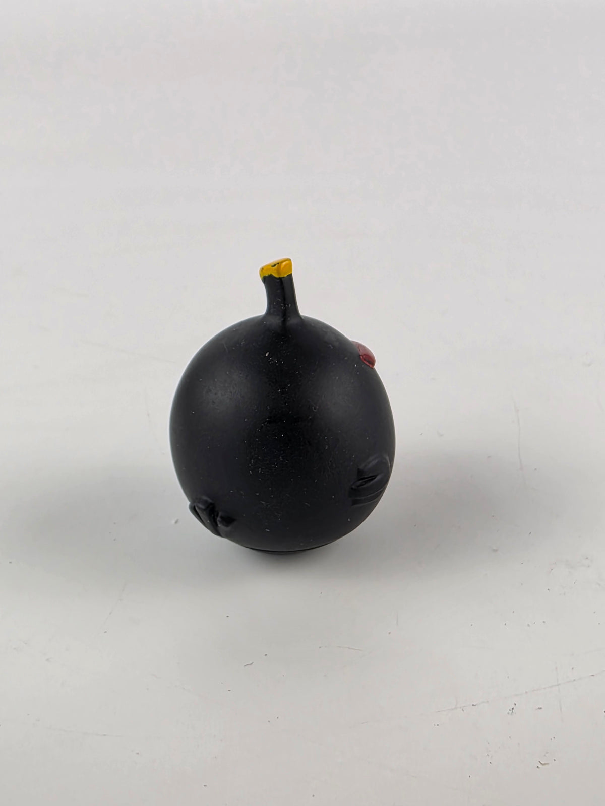 Angry Birds Bomb toy mini figure