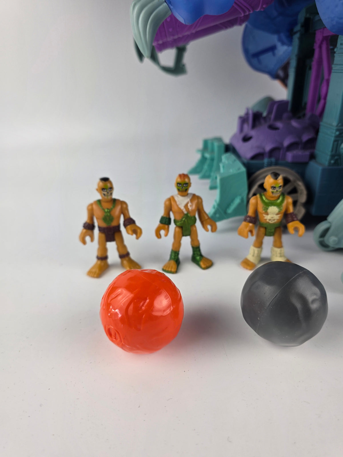Imaginext Ultra T-Rex Dinosaur Playset 2015 with Lights, Sounds, and Figures