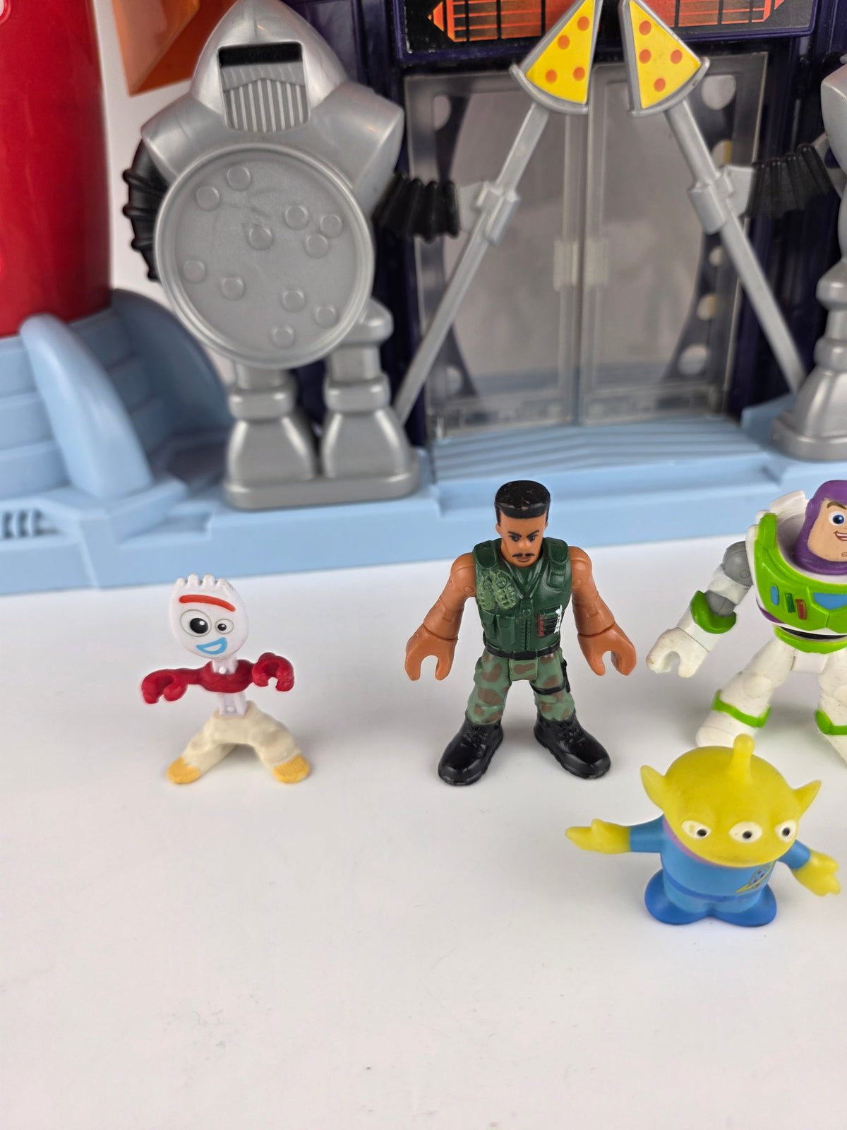 Fisher-Price Toy Story Pizza Planet Imaginext Playset