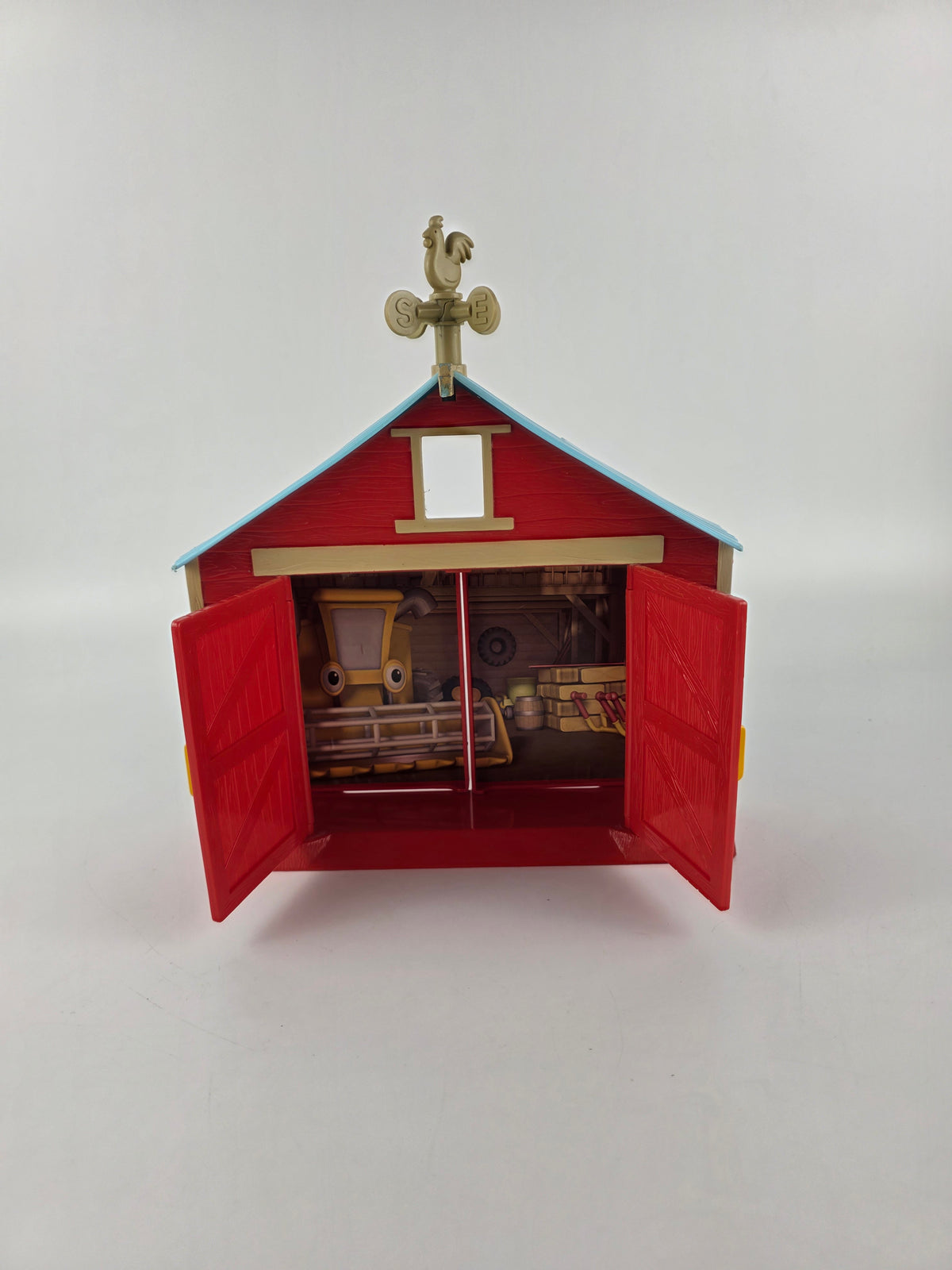 Tractor Tom farm barn playset toy bundle