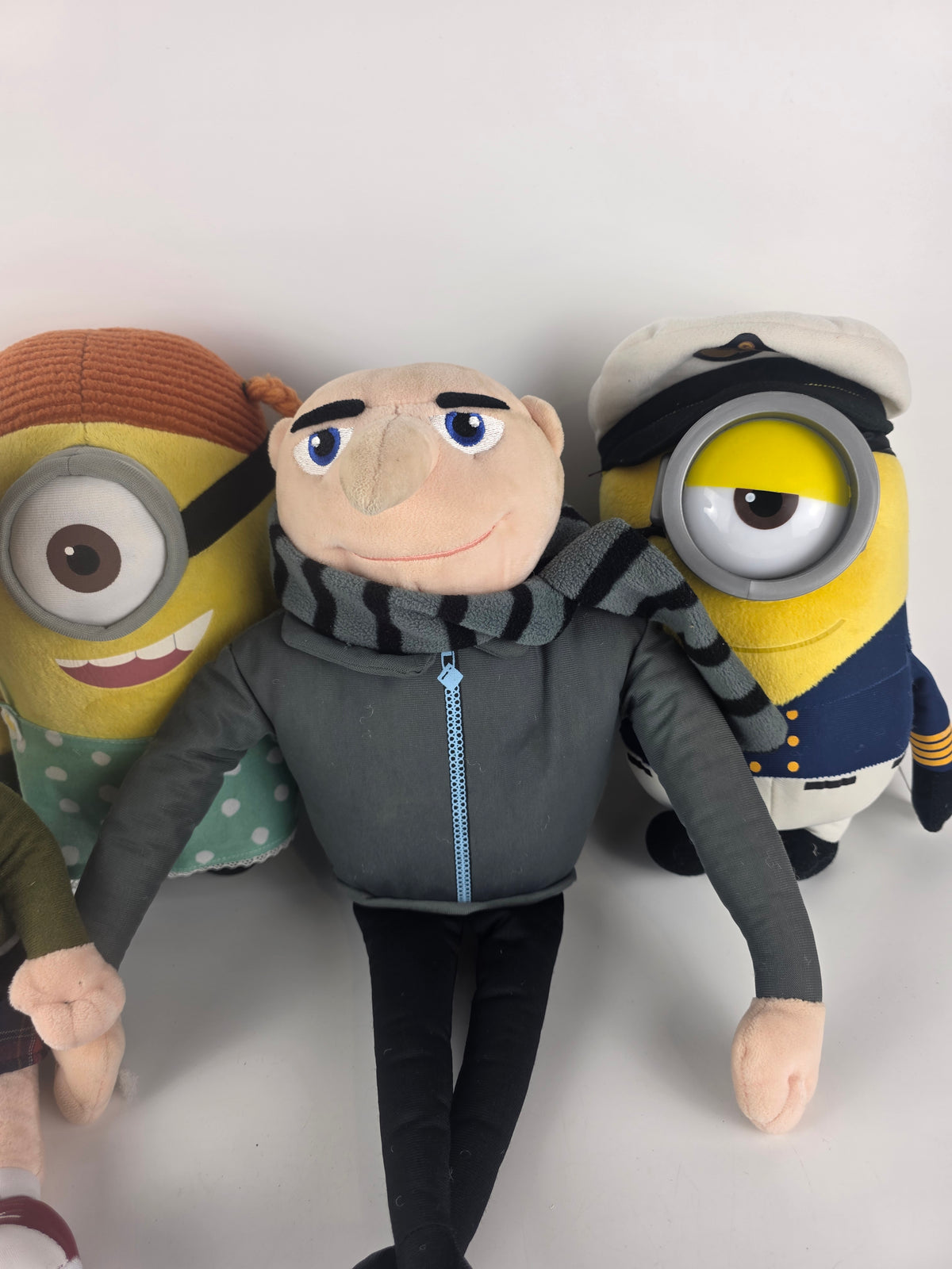 Dreamworks despicable Me pluah set