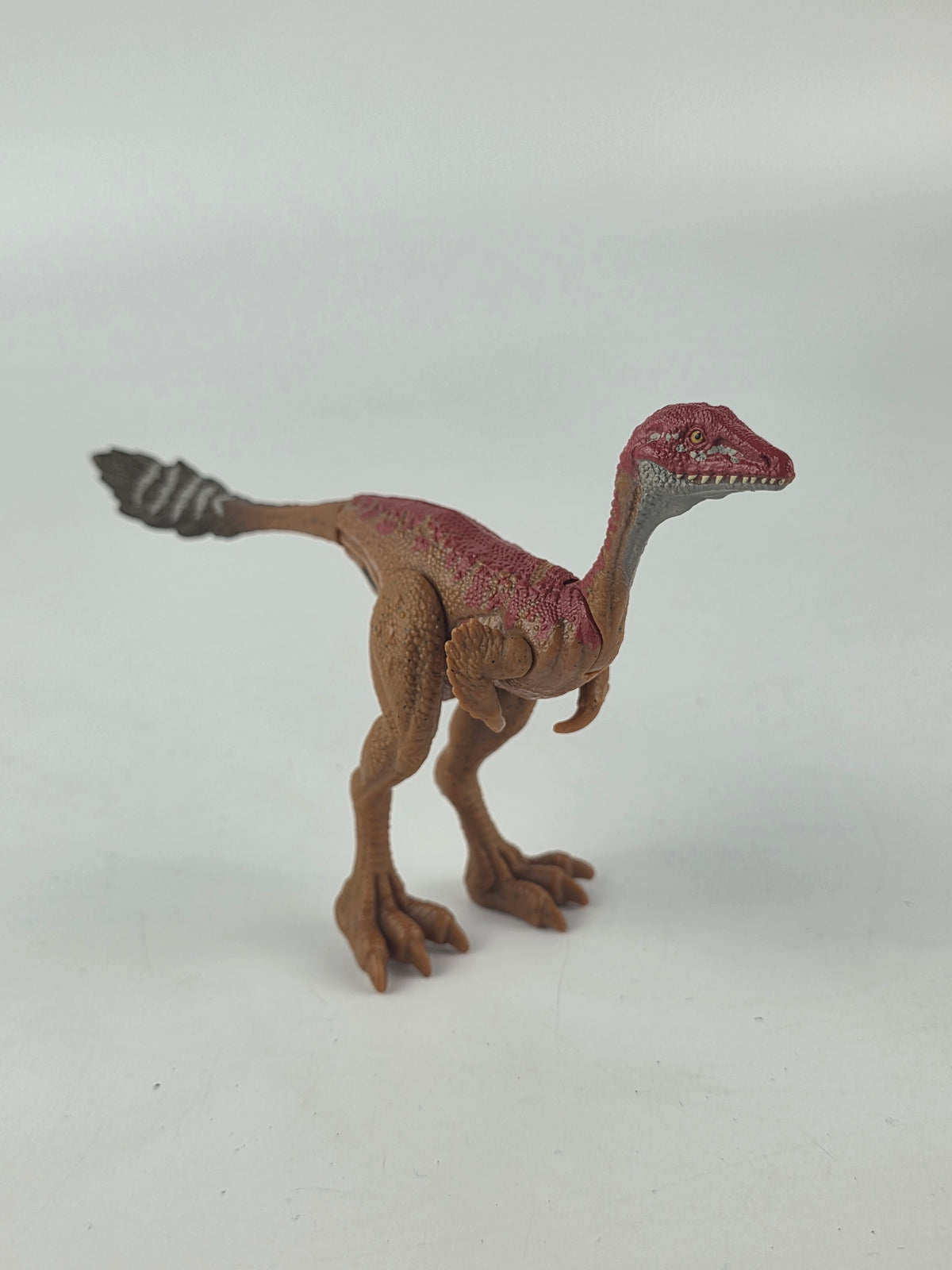Jurassic World Dino Escape Wild Pack Mononykus