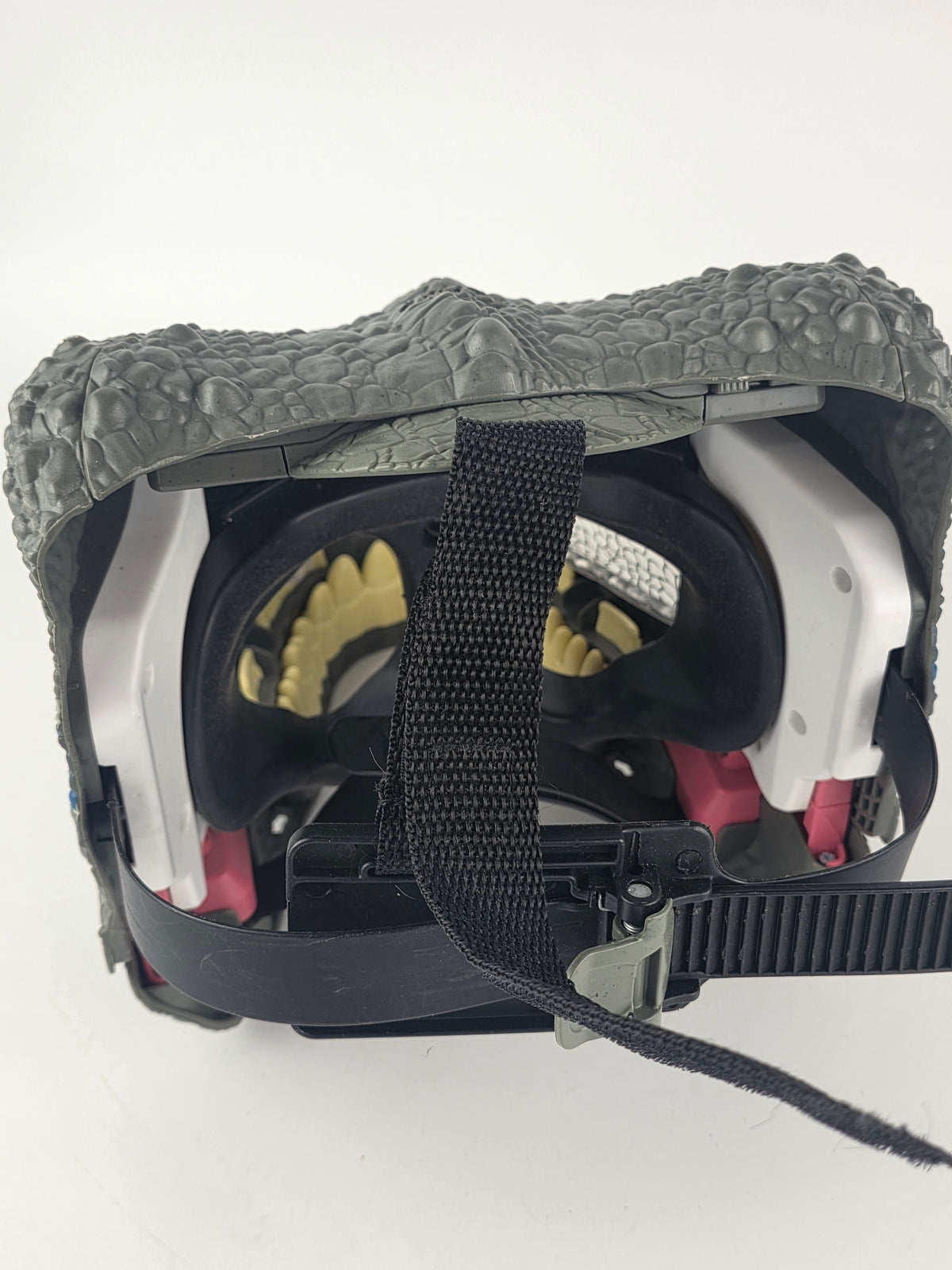 Jurassic World Blue Velociraptor Chomp 'N Roar Mask