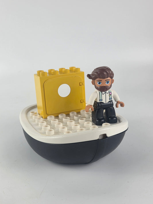 Lego Duplo boat with figure