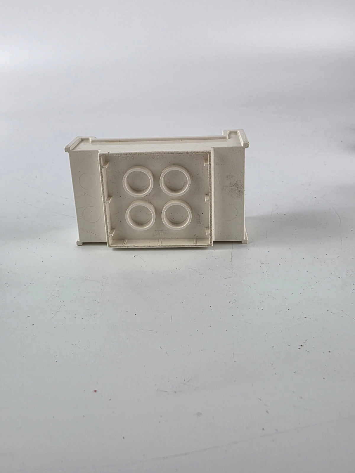 Lego Duplo white bed