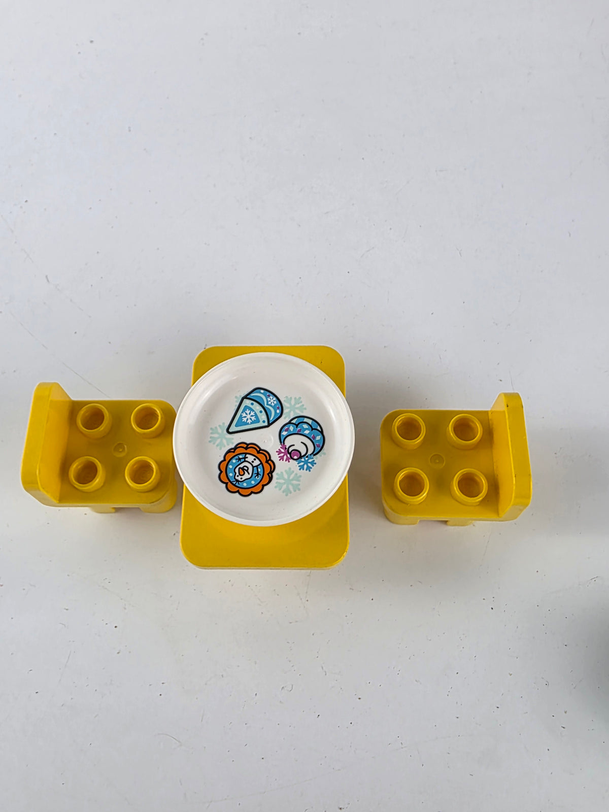 Lego Duplo table and chairs bricks