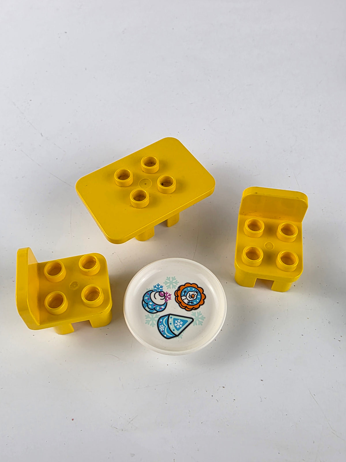 Lego Duplo table and chairs bricks