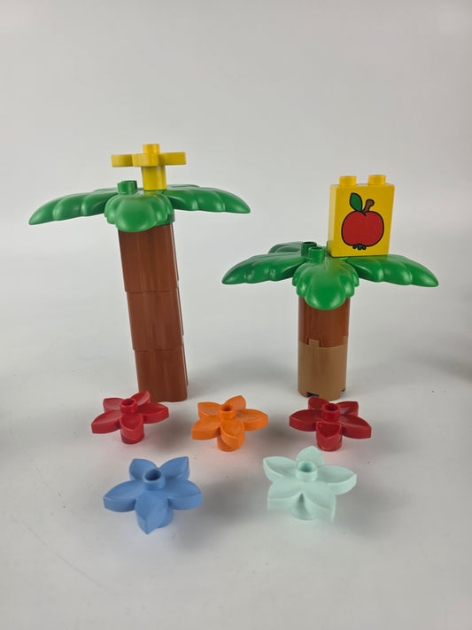 Lego Duplo tree and flowers set