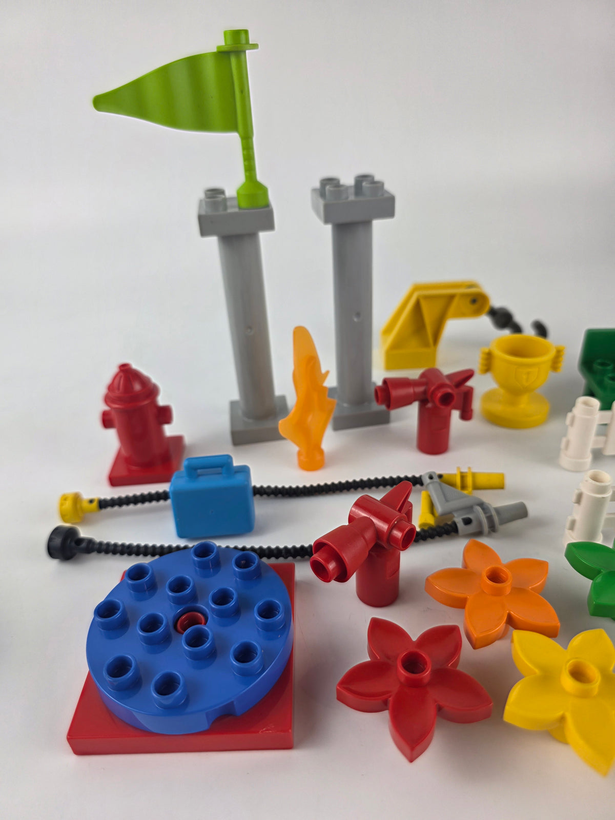 Lego Duplo accessories toy bundle