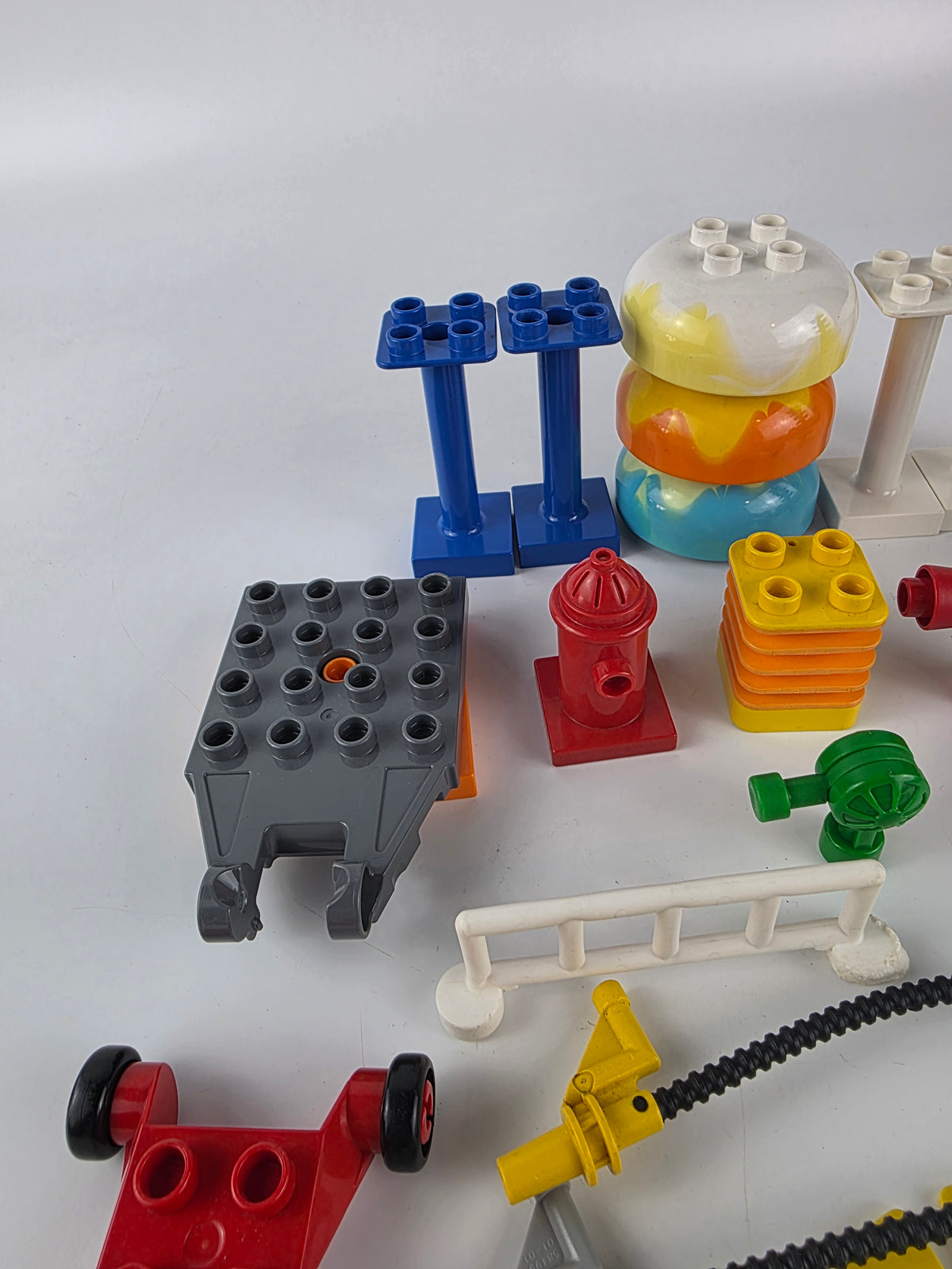 Lego Duplo accessories toy bundle