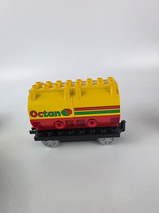 LEGO Duplo train Octan fuel tank wagon