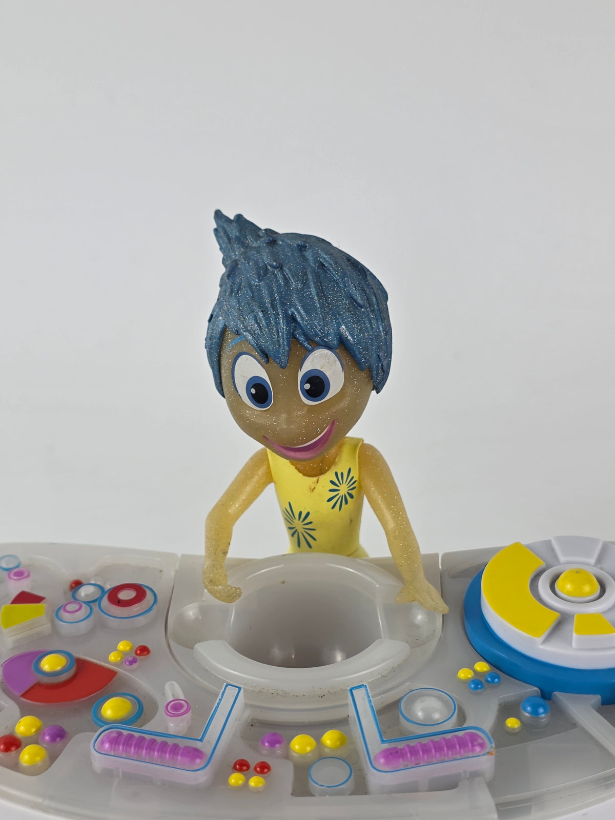 Disney Pixar Inside Out Toy - Electronic Console Playset With Action Figures