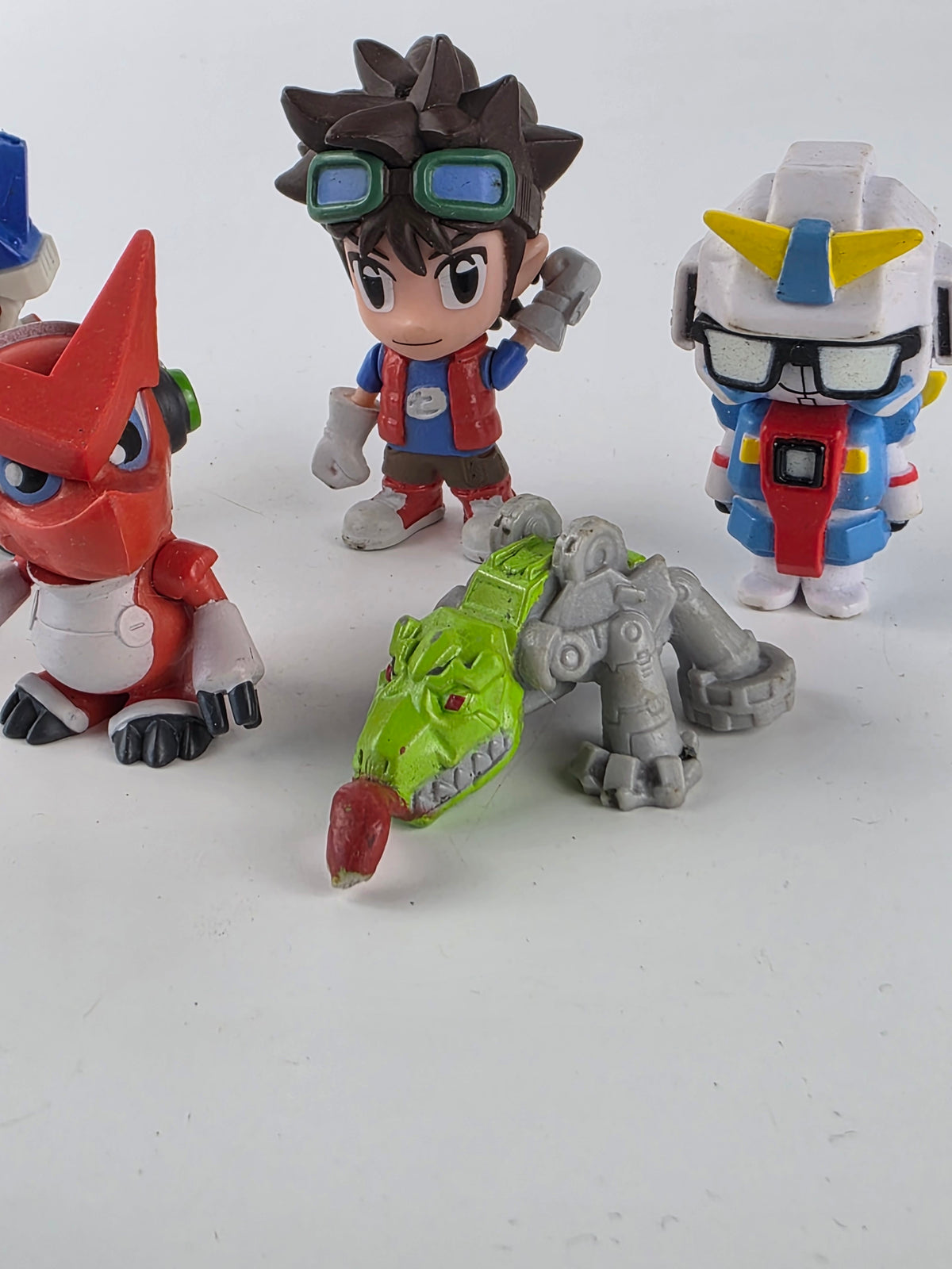 Digimon Action pvc 2" Figure set