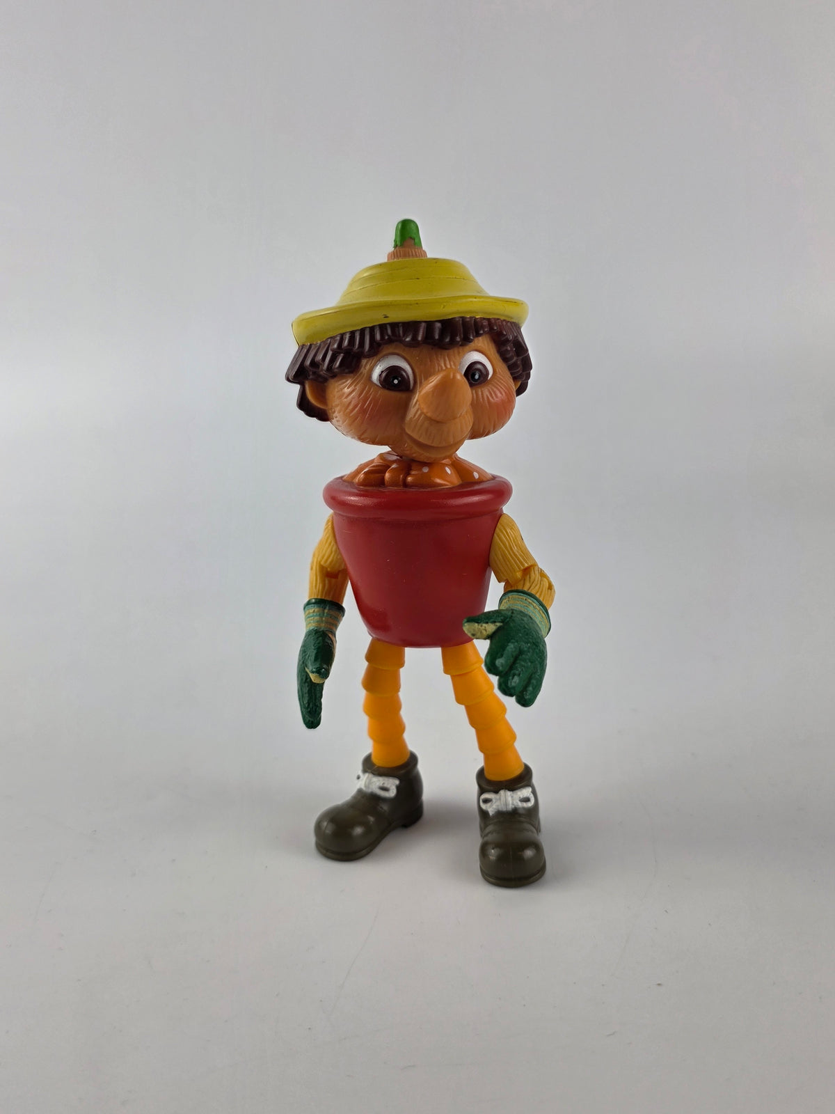 McDonald's bill and ben Flowerpot Men bill figure