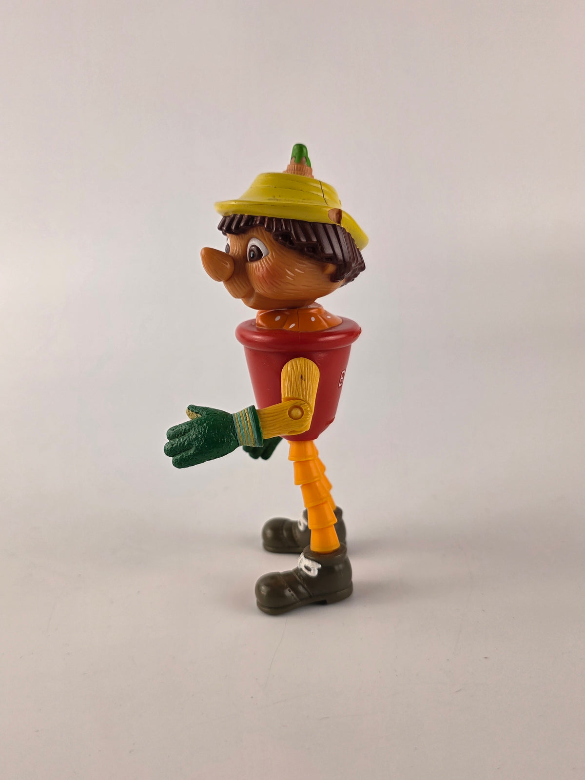 McDonald's bill and ben Flowerpot Men bill figure