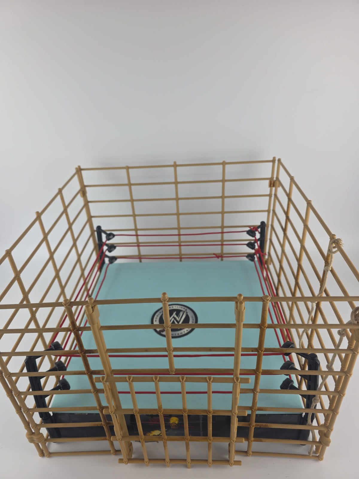 WWE - Punjabi Prison Playset With Ring WrestleMania